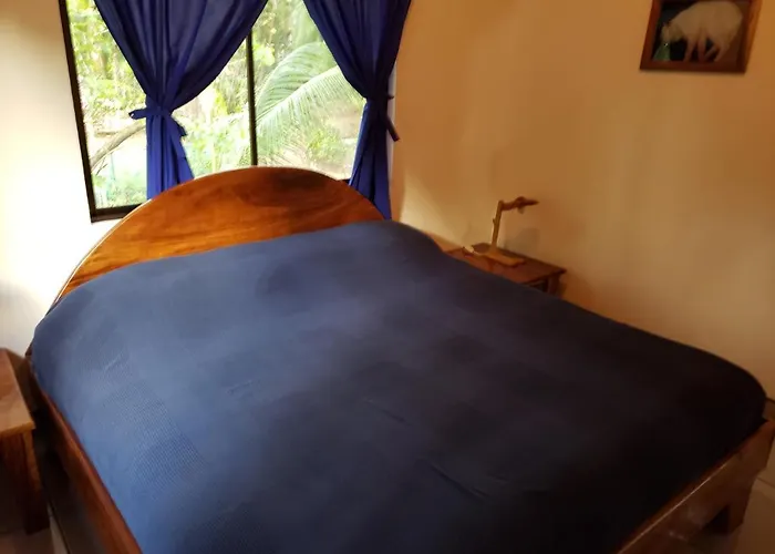 Paradise Lodge
