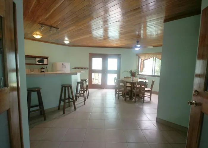 Paradise Lodge