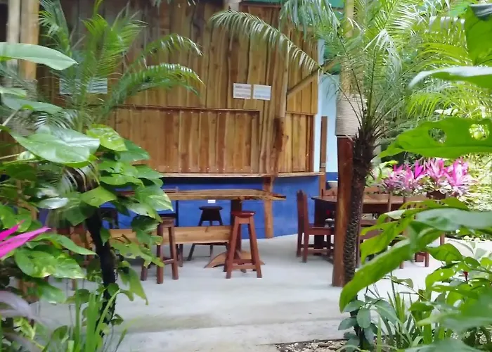 Paradise Lodge *